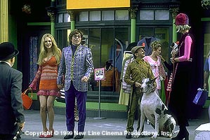 Movie Still, Austin Powers: The Spy who Shagged Me; Festivale film review; AUSTIN2_1.jpg - 31123 Bytes