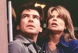 Dante's Peak, Linda Hamilton and Pierce Brosnan