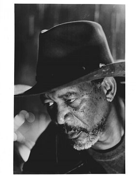 Morgan Freeman in Hard Rain 