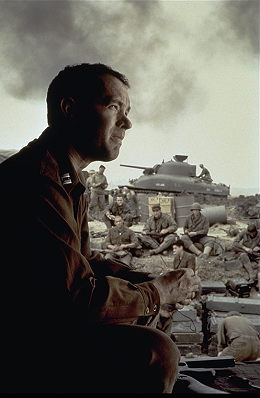 Movie still, Tom Hanks in Saving Private Ryan, Festivale film review; savingryan2.jpg - 20844 Bytes