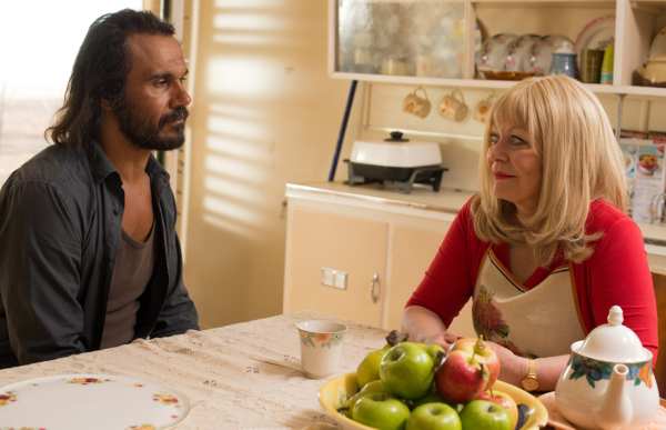 movie still, Aaron Pedersen and Jackie Weaver in GOLDSTONE, Festivale film review; 600x387