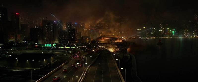 Destrution in Hong Kong  (c) 2017 Warner Bros All Rights Reserved;799x333