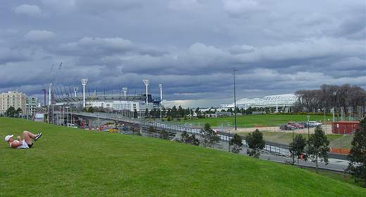 Birrarung Marr, looking towards Melbourne Cricket Ground and Melbourne Park; photo (c) Ali Kayn 2005; 520x281
