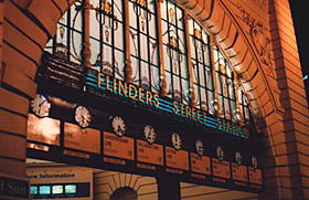 The clocks of Flinders Street Stations, Melbourne; photo: (c) Ai Kayn; 280x181