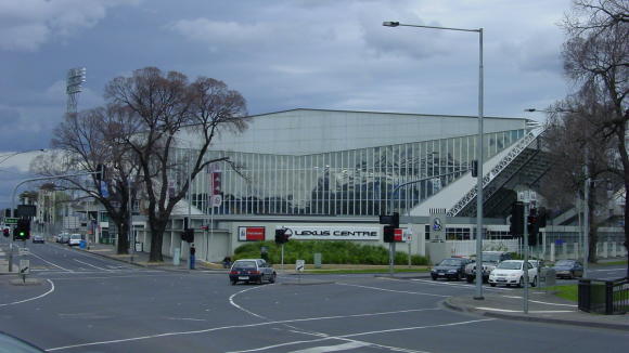 Lexus Centre, Melbourne photograph (c) Ali Kayn 2005