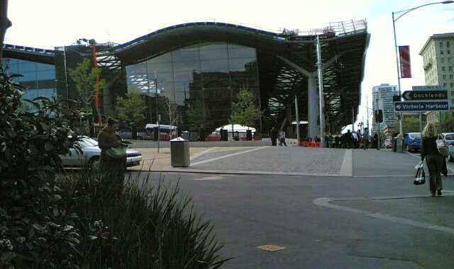 Southern Cross Railway Station, (c) 2005 Ali Kayn; 640x380