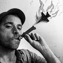 photo, Josh Malerman, courtesy of the author; 220x220